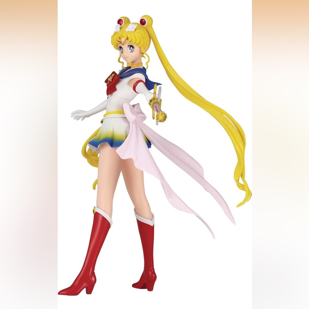 Bandai Sailor Moon Action Figure - Glitter & Glamours Super Sailor Moon II - Picture 7 of 9